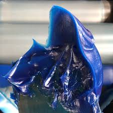 Does the color of grease reflect its quality?